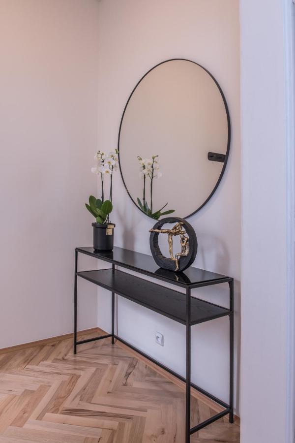 New Design - Location Wenceslas Square Apartmán Prague